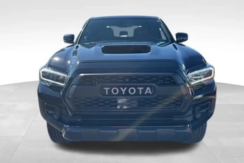 2023 Toyota Tacoma TRD Pro photo 1