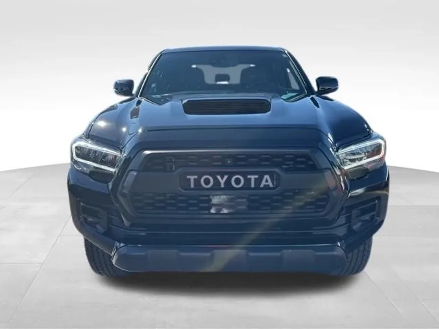 2023 Toyota Tacoma TRD Pro photo 1