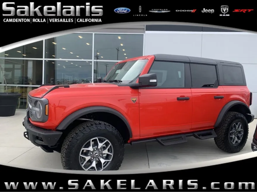 2024 Ford Bronco Badlands photo 1