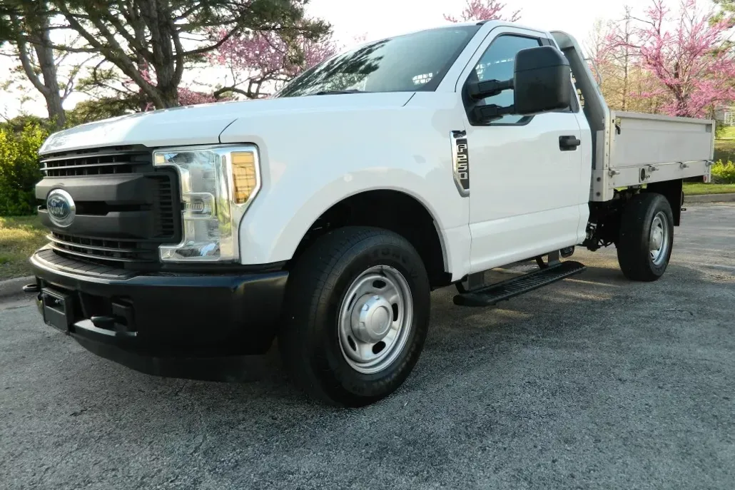 2018 Ford F-250 XL photo 1