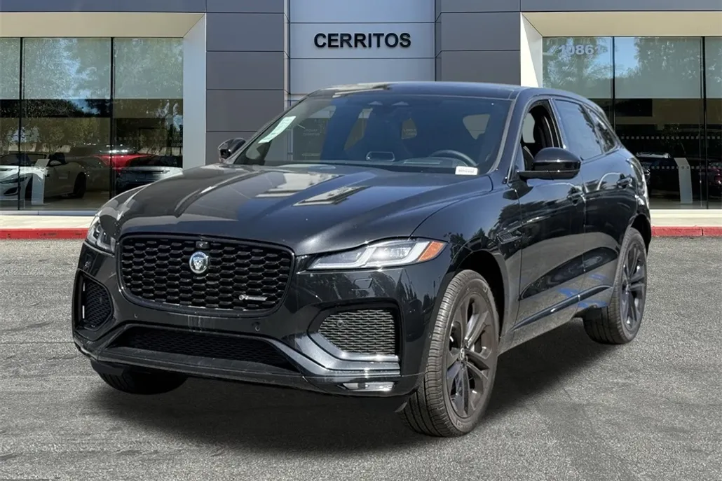 2025 Jaguar F-PACE P250 R-Dynamic S photo 1