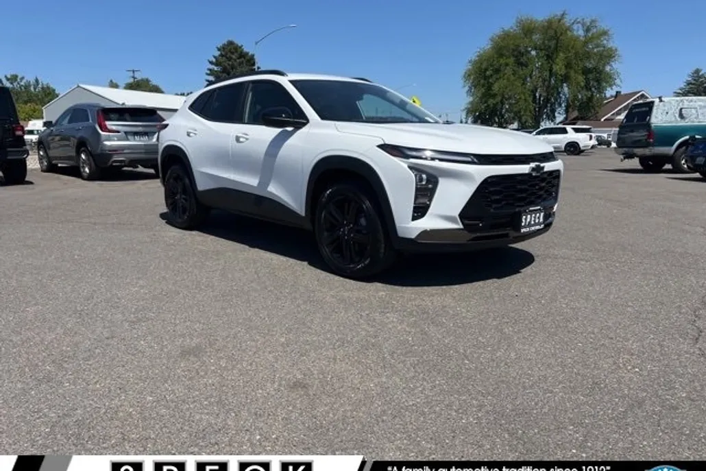 2025 Chevrolet Trax ACTIV photo 1
