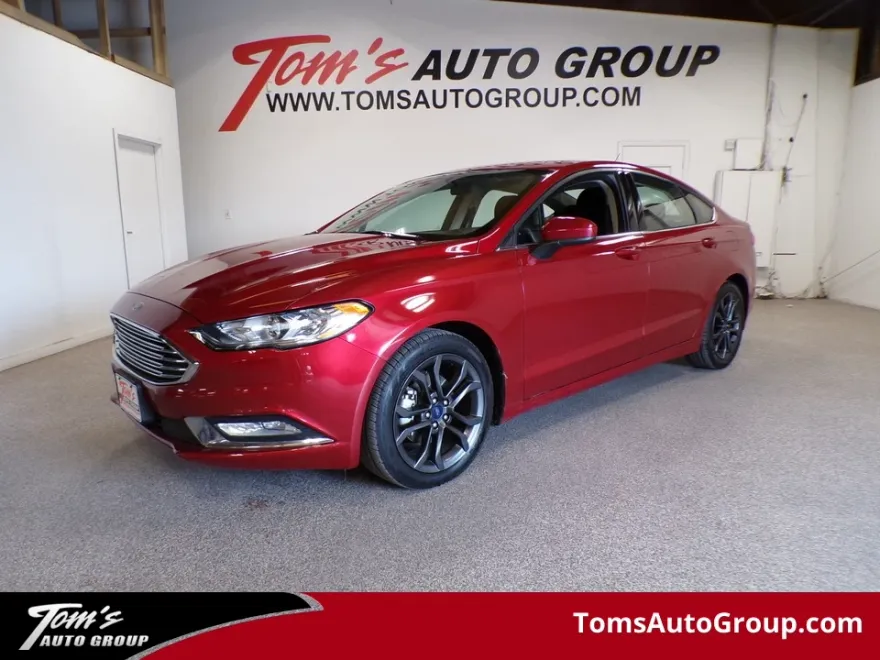 2018 Ford Fusion S photo 1
