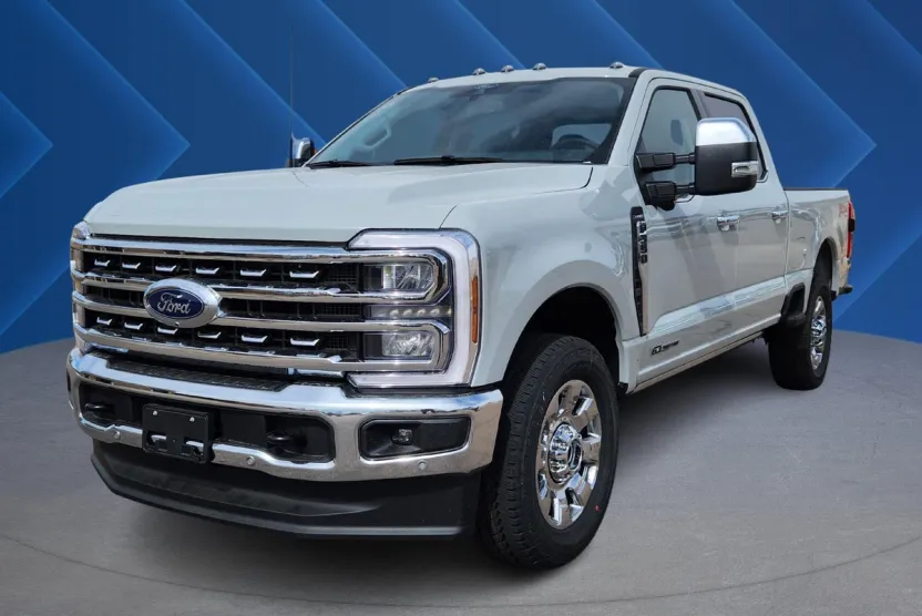 2025 Ford F-350 Lariat photo 1