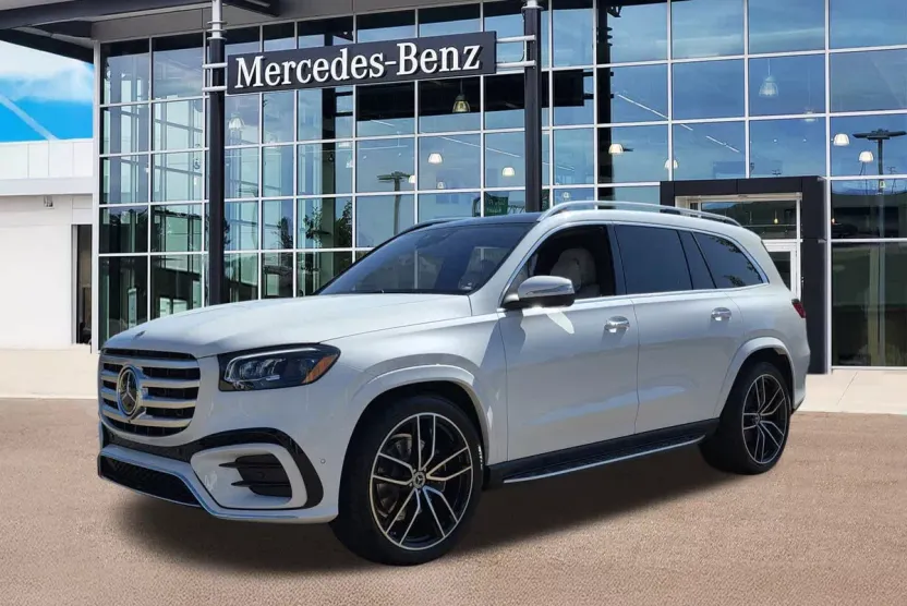 2026 Mercedes Benz GLS 580 4MATIC photo 1