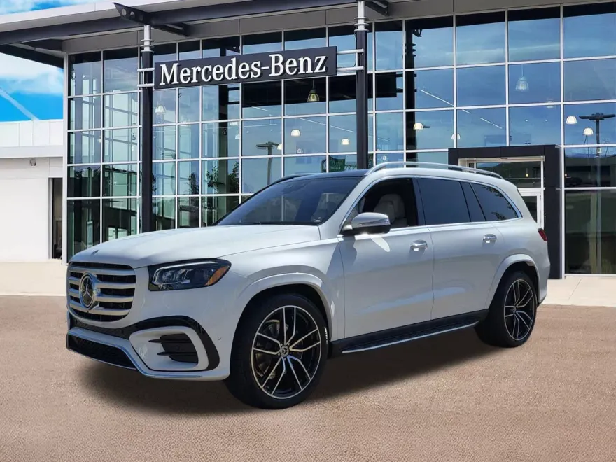 2026 Mercedes Benz GLS 580 4MATIC photo 1