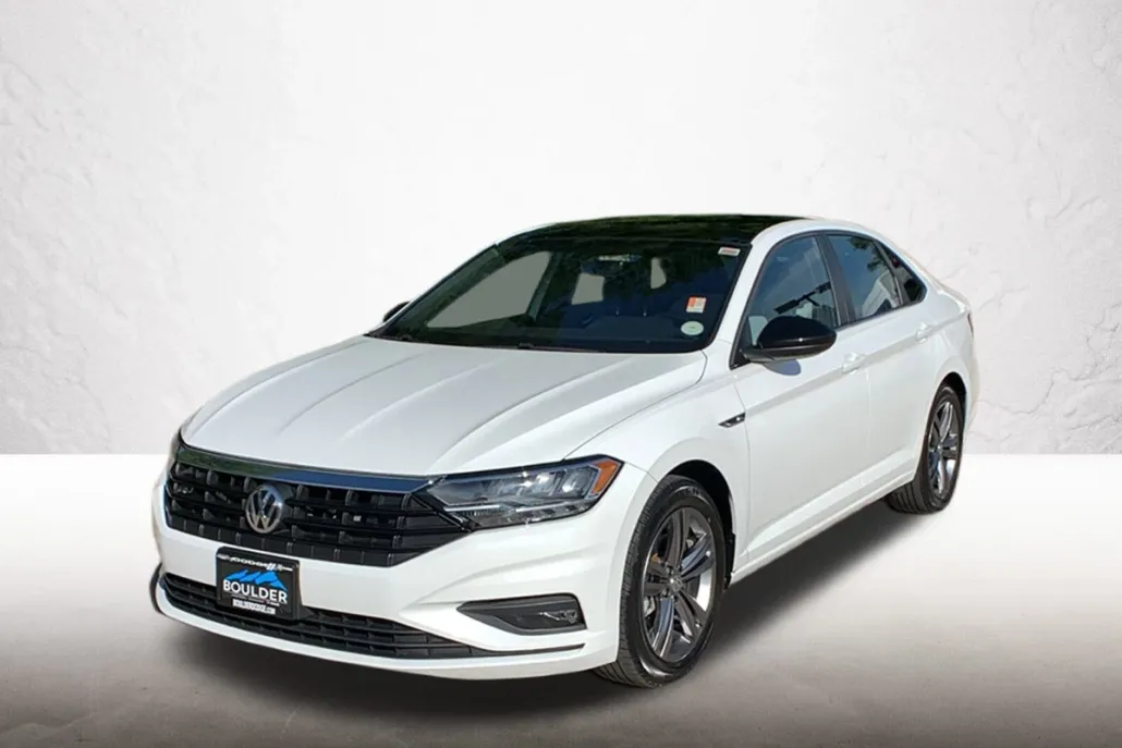 2021 Volkswagen Jetta 1.4T R-Line photo 1