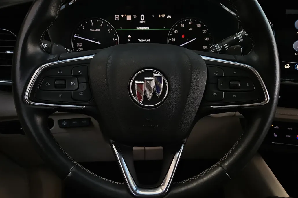 2021 Buick Envision Essence photo 1
