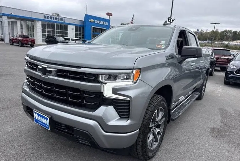 2023 Chevrolet Silverado 1500 RST photo 1