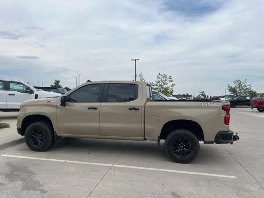 2023 Chevrolet Silverado 1500 LT Trail Boss photo 1