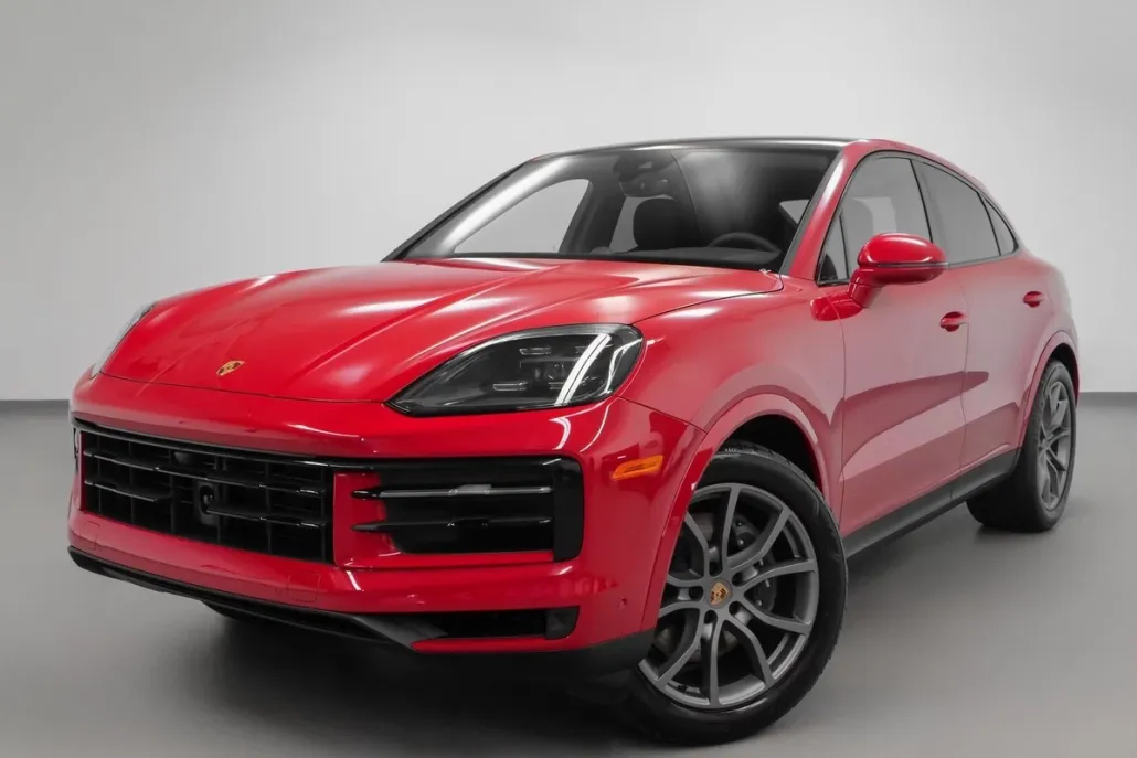 2024 Porsche Cayenne Coupe photo 1