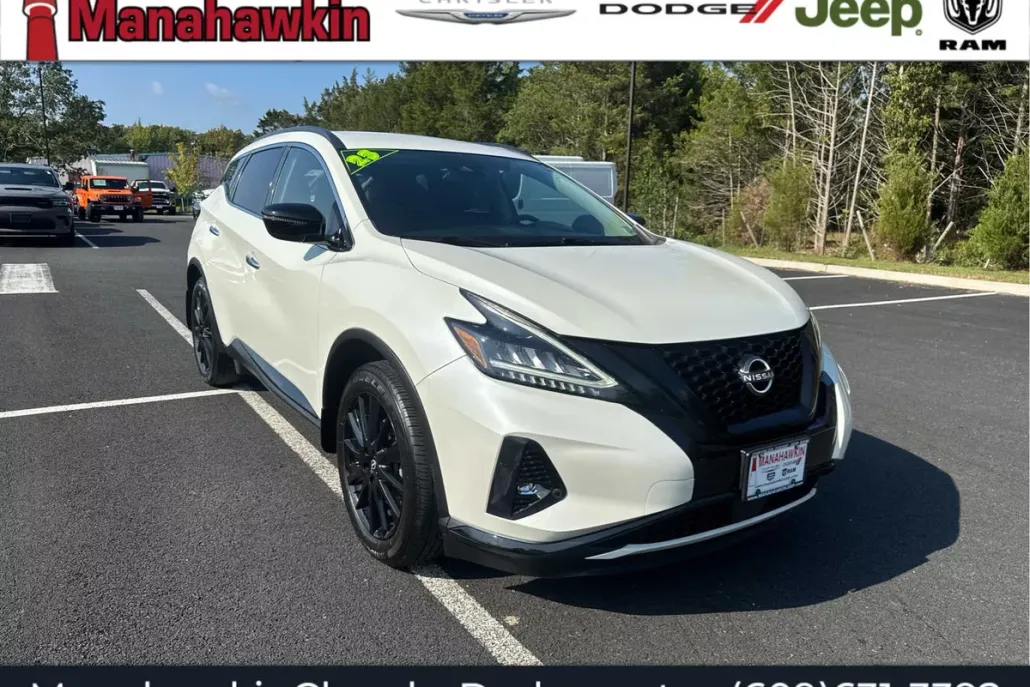 2023 Nissan Murano SV photo 1