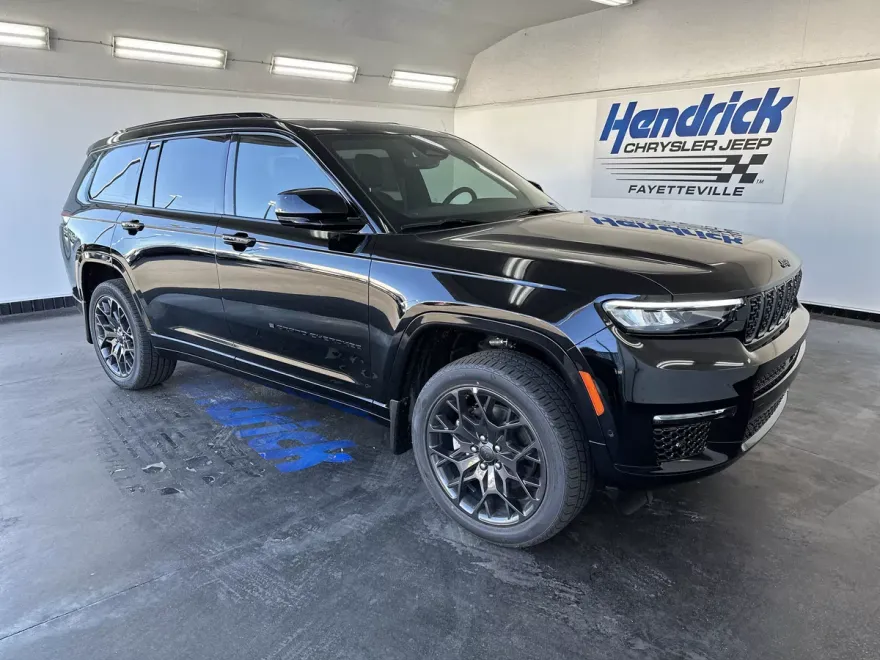 2025 Jeep Grand Cherokee L Summit Reserve photo 1