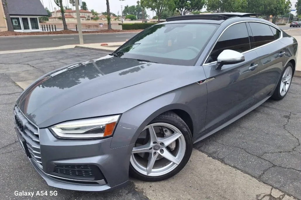 2018 Audi A5 2.0T Quattro Premium photo 1