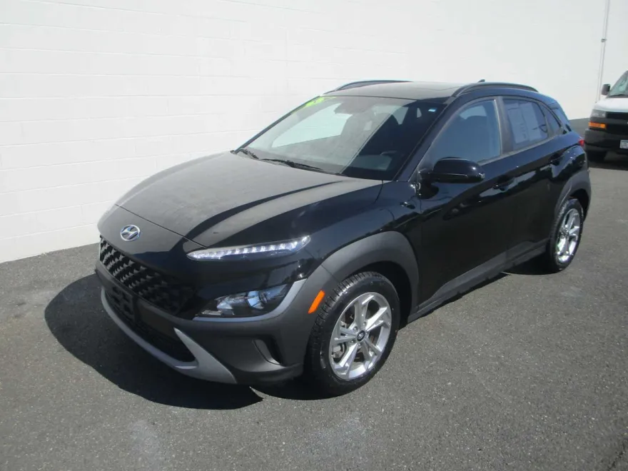 2023 Hyundai Kona SEL photo 1