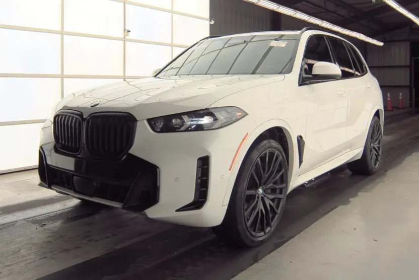 2024 Bmw X5 xDrive40i M photo 1