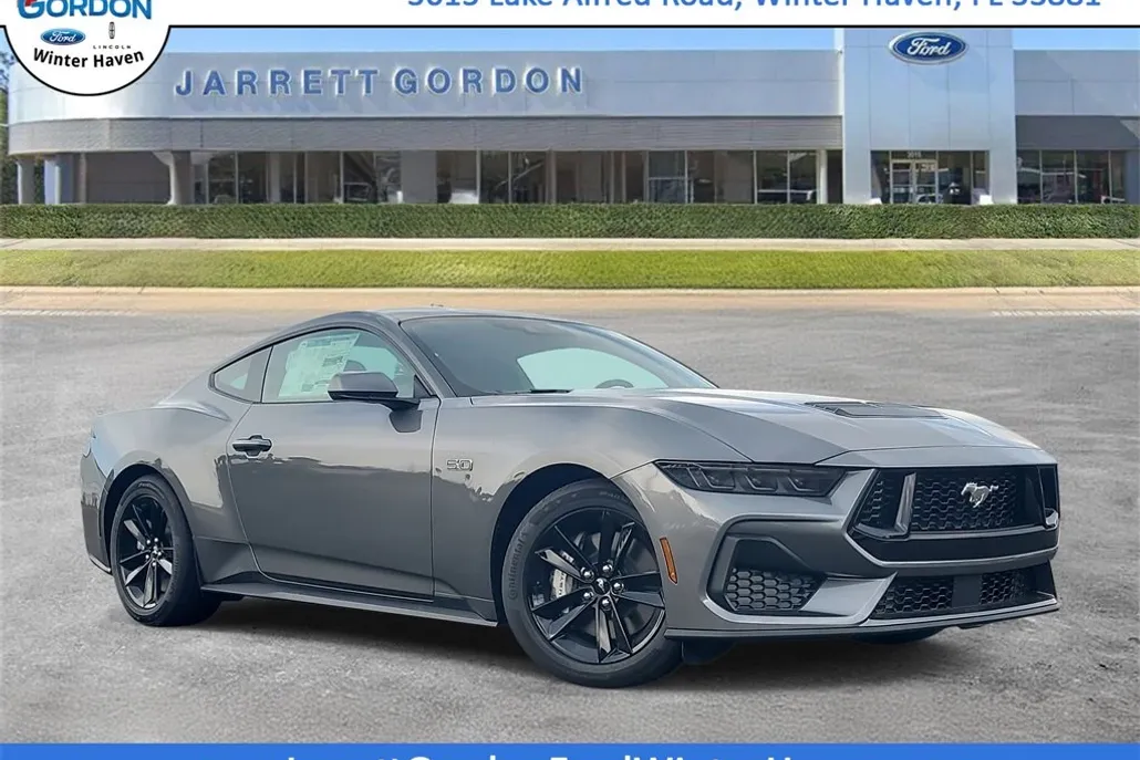 2025 Ford Mustang GT photo 1