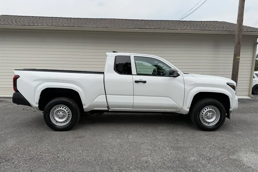 2024 Toyota Tacoma SR photo 1
