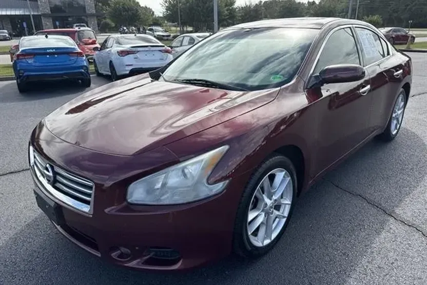 2013 Nissan Maxima S photo 1