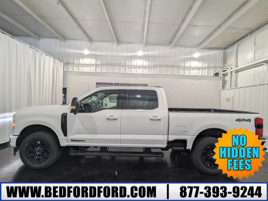 2025 Ford F-250 Lariat photo 1
