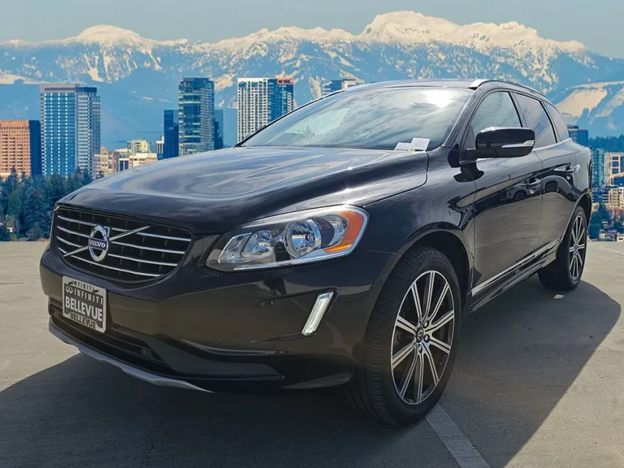 2016 Volvo XC60 T6 photo 1