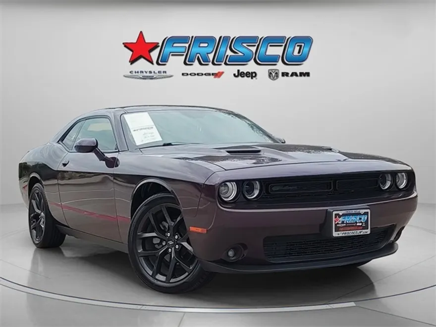 2021 Dodge Challenger SXT photo 1
