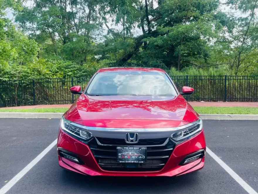 2019 Honda Accord EX-L photo 1