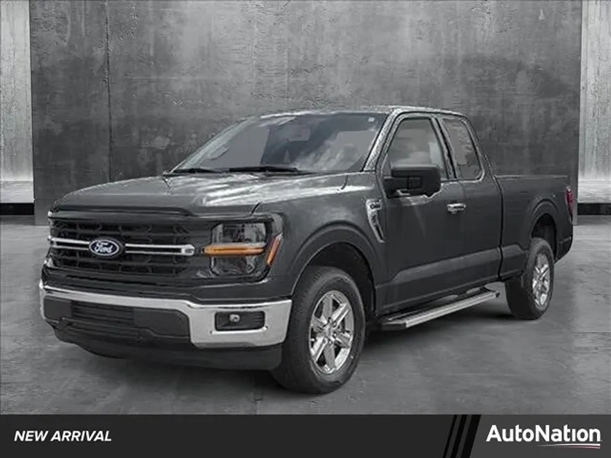 2025 Ford F-150 XLT photo 1