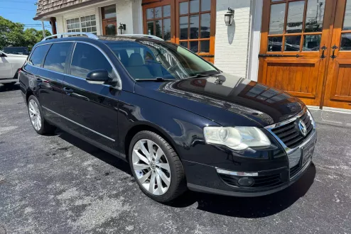 2010 Volkswagen Passat Komfort photo 2