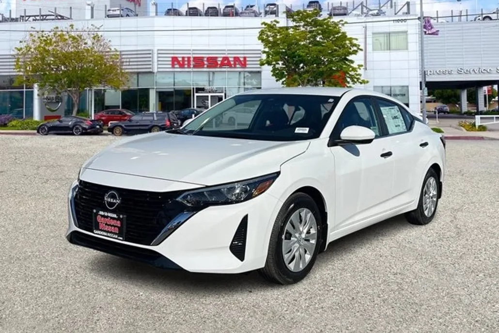 2025 Nissan Sentra S photo 1
