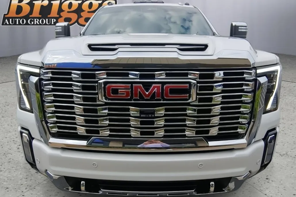 2024 Gmc Sierra 2500 HD Denali photo 1