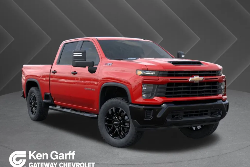 2025 Chevrolet Silverado 2500HD Custom photo 1