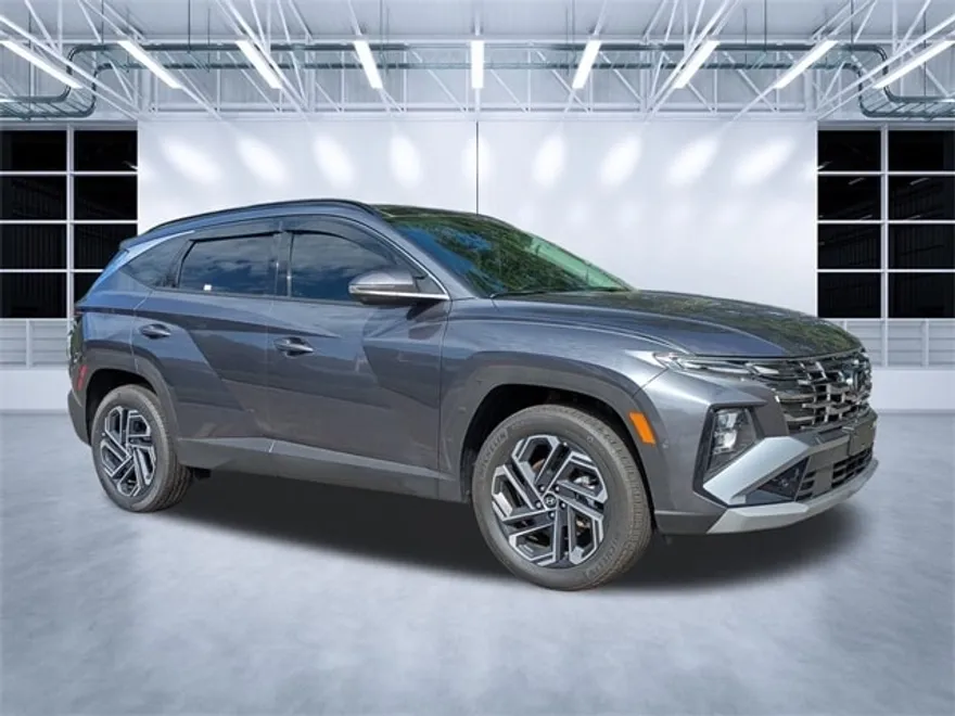 2025 Hyundai Tucson Hybrid Limited photo 1
