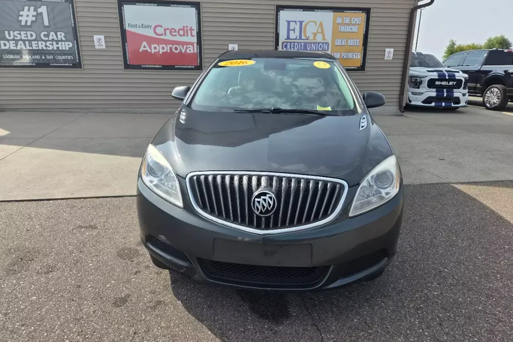 2016 Buick Verano Base photo 1