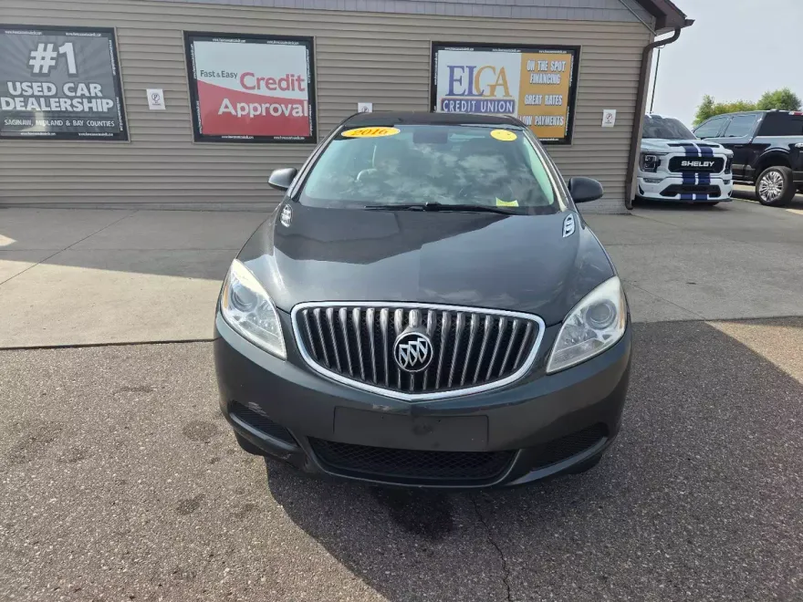 2016 Buick Verano Base photo 1