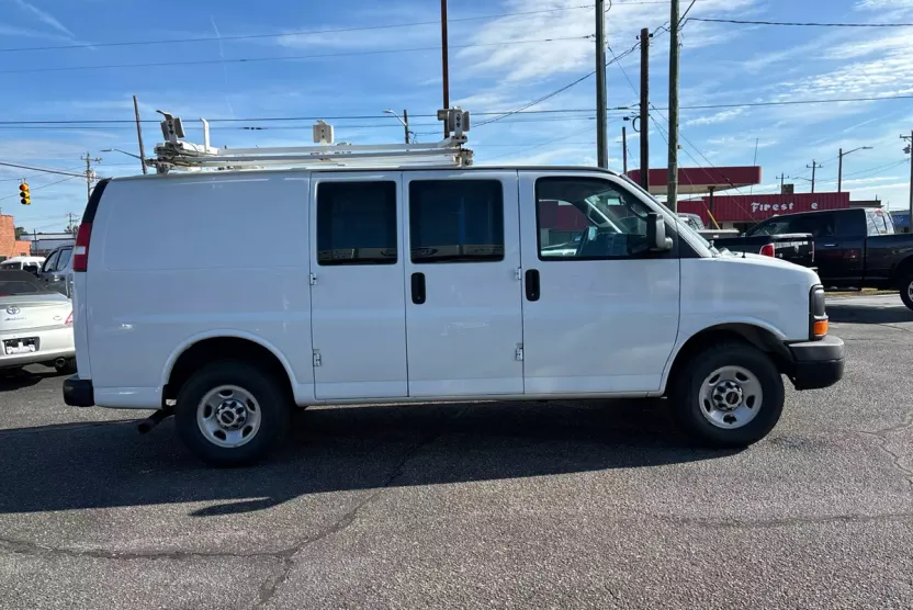 2016 Gmc Savana Cargo 2500 photo 1