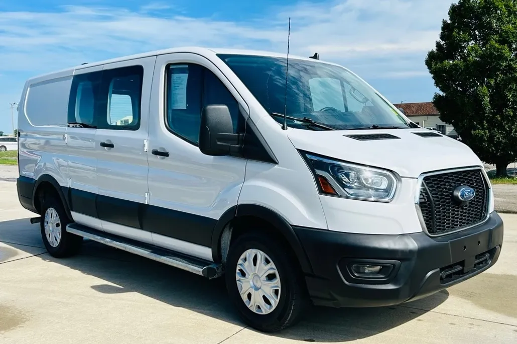 2023 Ford Transit photo 1