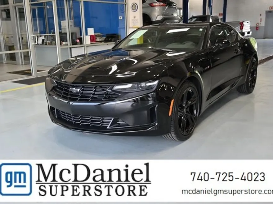 2024 Chevrolet Camaro LT1 photo 1
