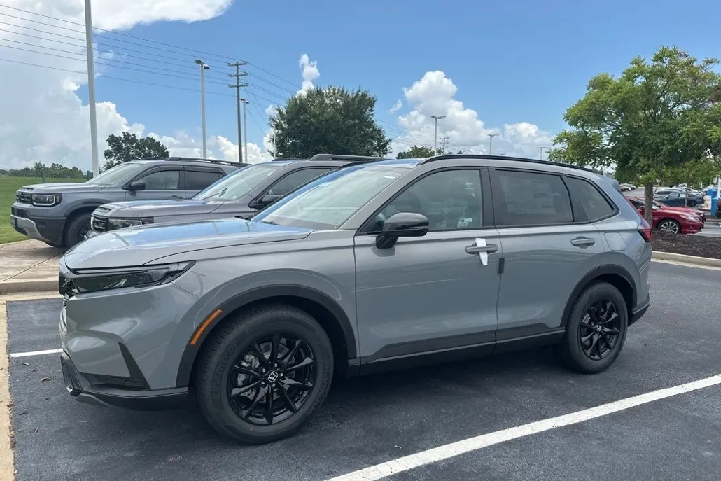 2026 Honda CR-V Hybrid Sport-L photo 1