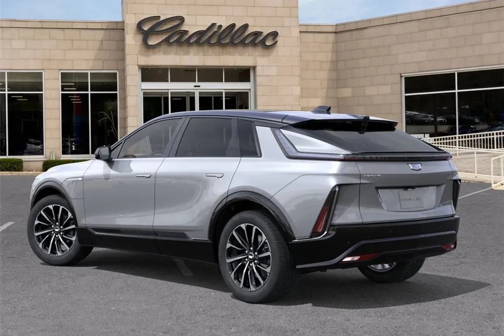 2026 Cadillac Lyriq Sport photo 1