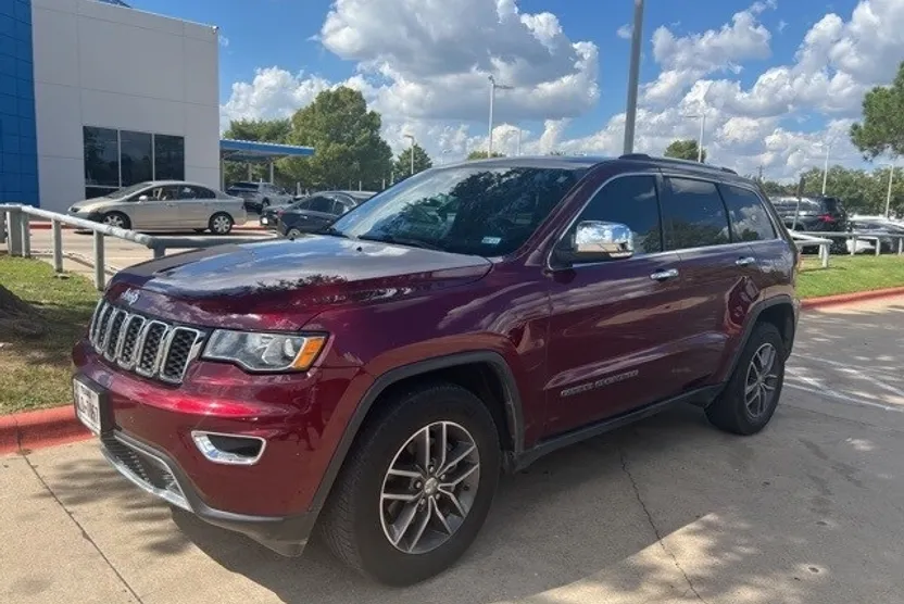 2017 Jeep Grand Cherokee Limited photo 1