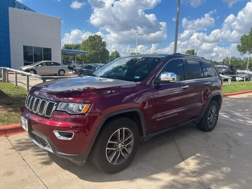2017 Jeep Grand Cherokee Limited photo 1