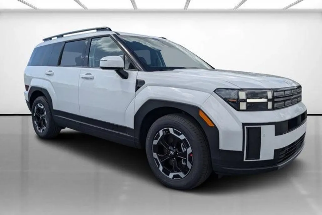 2025 Hyundai Santa Fe XRT photo 1