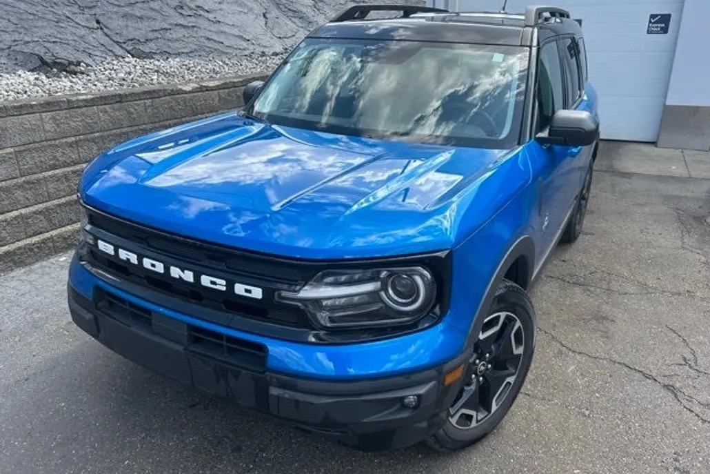 2022 Ford Bronco Sport Outer Banks photo 1