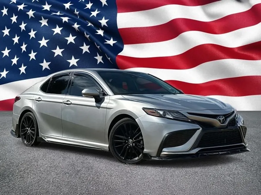 2023 Toyota Camry XSE photo 1