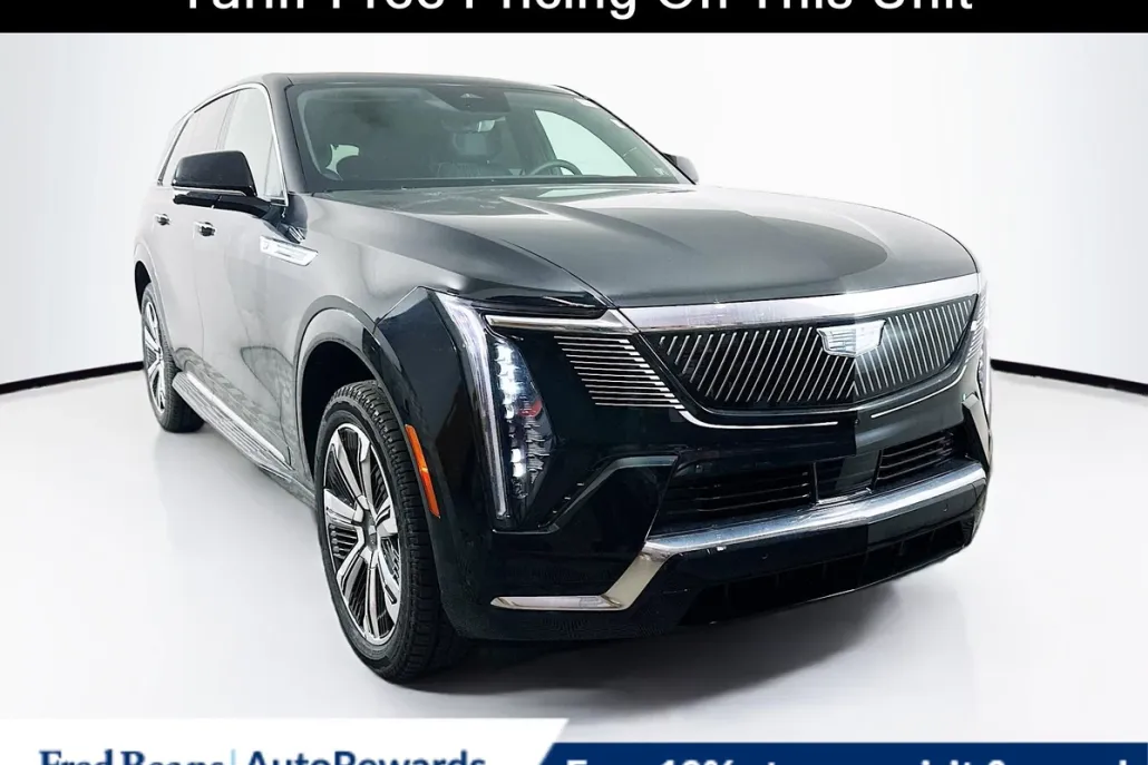 2025 Cadillac Escalade IQ Luxury photo 1