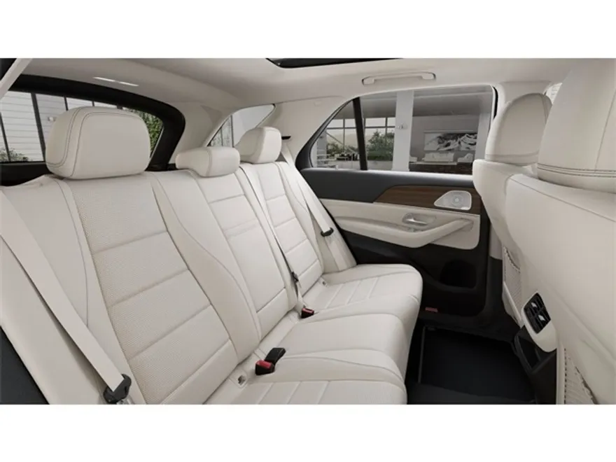 2026 Mercedes Benz GLE 350 4MATIC photo 1