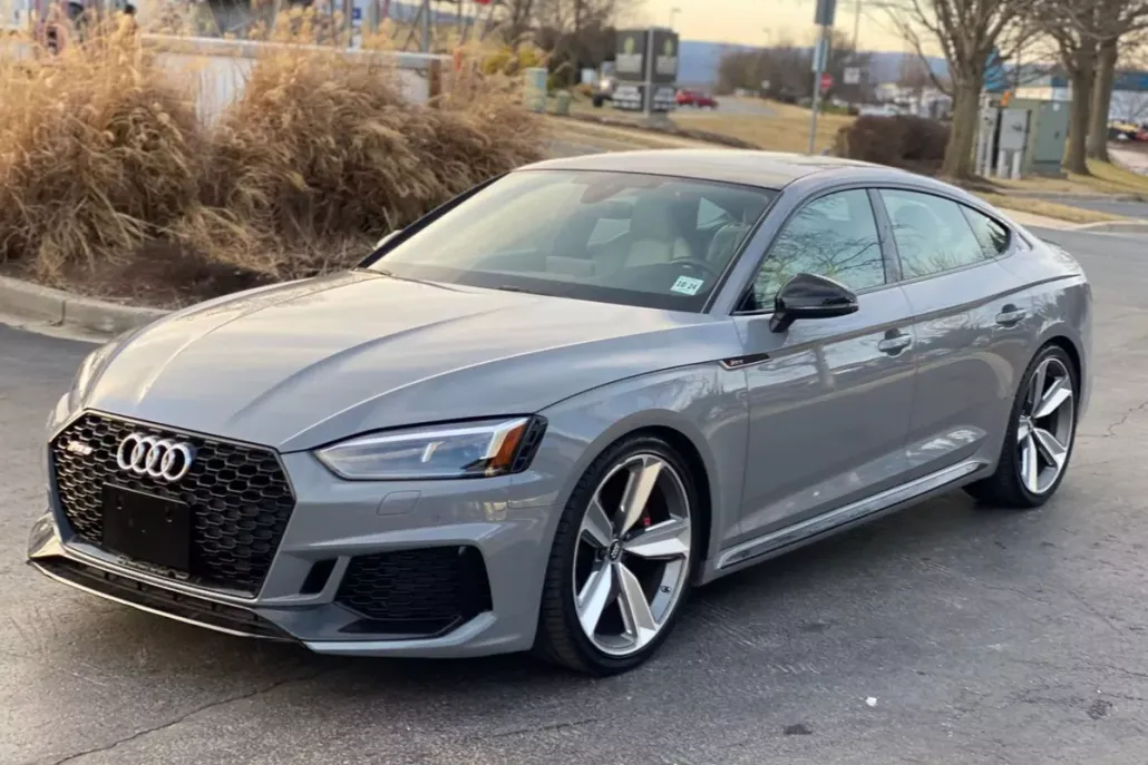 2019 Audi RS 5 photo 1