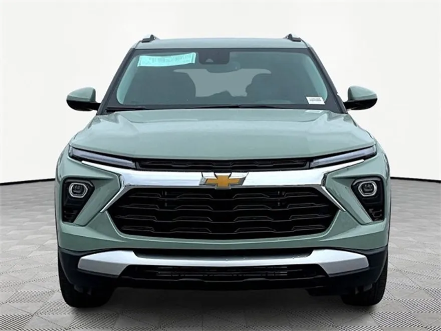 2026 Chevrolet Trailblazer LT photo 1
