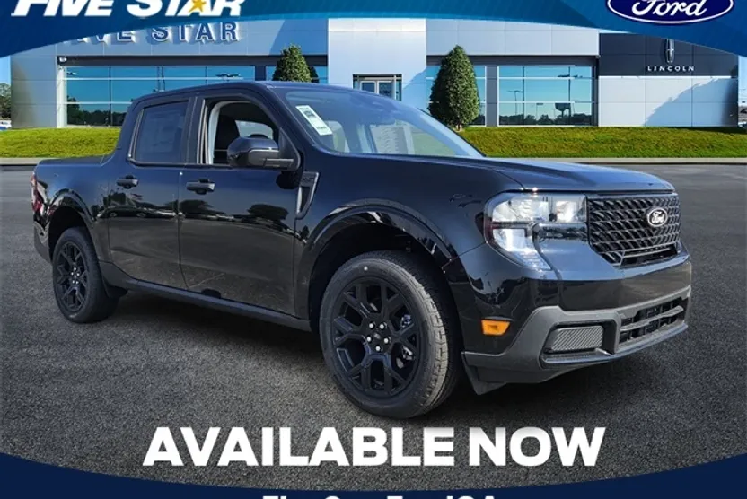 2025 Ford Maverick XLT photo 1